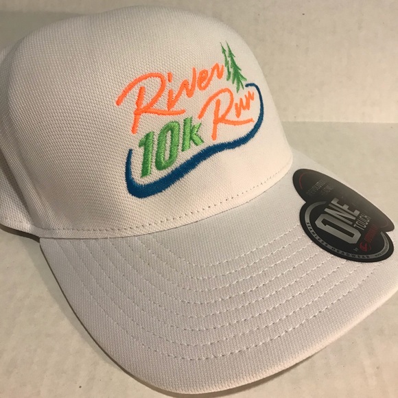 Performance Cap - Picture 2 of 3